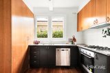 https://images.listonce.com.au/custom/160x/listings/117-hennessy-avenue-elwood-vic-3184/185/01991185_img_06.jpg?4RaNVoboQP8