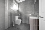 https://images.listonce.com.au/custom/160x/listings/117-hillcrest-avenue-chadstone-vic-3148/592/01722592_img_03.jpg?PknxE7NAI80