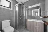 https://images.listonce.com.au/custom/160x/listings/117-hillcrest-avenue-chadstone-vic-3148/592/01722592_img_06.jpg?18fRhl8EfdY