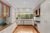 https://images.listonce.com.au/custom/160x/listings/117-rowell-avenue-camberwell-vic-3124/880/01200880_img_06.jpg?z1a5rMd4EzI