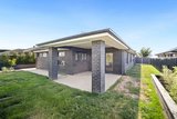 https://images.listonce.com.au/custom/160x/listings/117-shortridge-drive-lucas-vic-3350/475/01752475_img_07.jpg?ae6oVjuxZjE