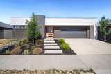 https://images.listonce.com.au/custom/160x/listings/117-shortridge-drive-lucas-vic-3350/717/01628717_img_05.jpg?JGNd128SX_o