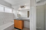 https://images.listonce.com.au/custom/160x/listings/117-westbrook-street-kew-east-vic-3102/437/01516437_img_06.jpg?cIrfERQLLu8