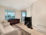 https://images.listonce.com.au/custom/160x/listings/1171-graham-street-port-melbourne-vic-3207/739/01087739_img_06.jpg?mhJCPYKzp-E