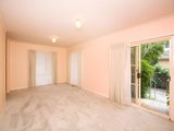 https://images.listonce.com.au/custom/160x/listings/118-barton-street-surrey-hills-vic-3127/060/01685060_img_02.jpg?4xg1l85Fd30