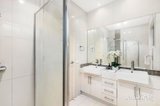 https://images.listonce.com.au/custom/160x/listings/118-clifford-street-glen-waverley-vic-3150/014/01945014_img_10.jpg?SPNHj-hf8cU
