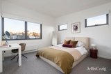 https://images.listonce.com.au/custom/160x/listings/118-edgevale-road-kew-vic-3101/870/01752870_img_17.jpg?0_-T1U3fOG8