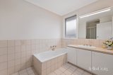https://images.listonce.com.au/custom/160x/listings/118-edward-road-chirnside-park-vic-3116/981/01931981_img_10.jpg?VgC0EjpLUOg