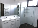 https://images.listonce.com.au/custom/160x/listings/118-hope-street-geelong-west-vic-3218/114/01607114_img_17.jpg?pCmobQAIvjk