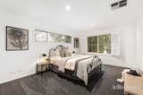 https://images.listonce.com.au/custom/160x/listings/118-james-road-croydon-vic-3136/566/01949566_img_08.jpg?e1n6hn1UsIg