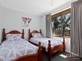 https://images.listonce.com.au/custom/160x/listings/118-rosenows-road-durham-lead-vic-3352/556/01576556_img_10.jpg?IHj4Mwgco_I