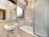 https://images.listonce.com.au/custom/160x/listings/118-sackville-street-kew-vic-3101/388/01684388_img_08.jpg?va2FB0LpP_o