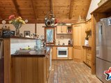 https://images.listonce.com.au/custom/160x/listings/118-wallace-road-christmas-hills-vic-3775/853/01524853_img_04.jpg?v2lZZEhG62w