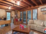 https://images.listonce.com.au/custom/160x/listings/118-wallace-road-christmas-hills-vic-3775/853/01524853_img_07.jpg?6oOcU9LK7Fw