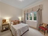 https://images.listonce.com.au/custom/160x/listings/118-walpole-street-kew-vic-3101/091/00829091_img_08.jpg?ubkbQEIQDwk