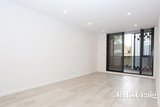 https://images.listonce.com.au/custom/160x/listings/118275-abbotsford-street-north-melbourne-vic-3051/089/01585089_img_03.jpg?e7nij__2FRc