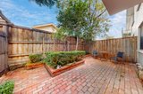 https://images.listonce.com.au/custom/160x/listings/1183-185-brougham-street-kew-vic-3101/098/01837098_img_09.jpg?A2Jx1HurvGY