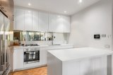 https://images.listonce.com.au/custom/160x/listings/1186-lisson-grove-hawthorn-vic-3122/630/01717630_img_04.jpg?1W8FOA33j6M