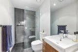 https://images.listonce.com.au/custom/160x/listings/1186-lisson-grove-hawthorn-vic-3122/630/01717630_img_06.jpg?WOcJ7ITAxnE