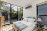 https://images.listonce.com.au/custom/160x/listings/1186-lisson-grove-hawthorn-vic-3122/630/01717630_img_07.jpg?aMPoTRavOCQ