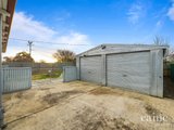 https://images.listonce.com.au/custom/160x/listings/1186-norman-street-wendouree-vic-3355/762/01576762_img_16.jpg?2fRq9xWkH9I