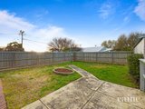 https://images.listonce.com.au/custom/160x/listings/1186-norman-street-wendouree-vic-3355/762/01576762_img_17.jpg?BqFYlwny-ps