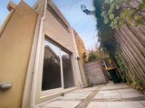 https://images.listonce.com.au/custom/160x/listings/118a-broadway-elwood-vic-3184/849/01938849_img_07.jpg?UwoalSwQwYA
