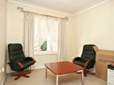 https://images.listonce.com.au/custom/160x/listings/119-kitchener-road-croydon-vic-3136/190/01525190_img_05.jpg?nwyBgCSPdYY