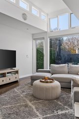 https://images.listonce.com.au/custom/160x/listings/119-railway-place-williamstown-vic-3016/843/01907843_img_17.jpg?Bjs2-TSIfkY