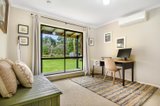 https://images.listonce.com.au/custom/160x/listings/119-reservoir-road-ross-creek-vic-3351/830/01180830_img_07.jpg?9R15niJuAvY
