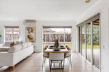https://images.listonce.com.au/custom/160x/listings/119-stagecoach-boulevard-south-morang-vic-3752/534/01956534_img_04.jpg?Zw5R5hVLd9M