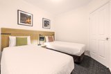 https://images.listonce.com.au/custom/160x/listings/119-walpole-street-kew-vic-3101/170/01939170_img_08.jpg?OzygUGKc2YU