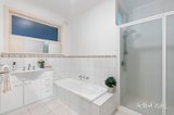 https://images.listonce.com.au/custom/160x/listings/119-whites-lane-glen-waverley-vic-3150/962/01911962_img_12.jpg?2xVSPonh9zk