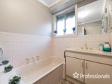 https://images.listonce.com.au/custom/160x/listings/1190-92-maroondah-highway-healesville-vic-3777/641/01525641_img_08.jpg?v3Jnz0CKAjI