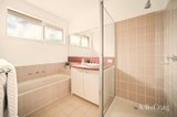 https://images.listonce.com.au/custom/160x/listings/1190-weatherall-road-cheltenham-vic-3192/100/01943100_img_10.jpg?EhOEan5jtjw