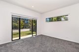 https://images.listonce.com.au/custom/160x/listings/11921-mount-macedon-road-woodend-vic-3442/678/01768678_img_03.jpg?wPksAEyOMMI