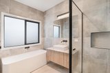 https://images.listonce.com.au/custom/160x/listings/11921-mount-macedon-road-woodend-vic-3442/678/01768678_img_05.jpg?D8qdGyzQBEw