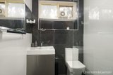 https://images.listonce.com.au/custom/160x/listings/1197-brighton-road-elwood-vic-3184/900/01794900_img_07.jpg?a3Y5usmj218
