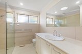 https://images.listonce.com.au/custom/160x/listings/11a-belfast-road-mooroolbark-vic-3138/449/01969449_img_08.jpg?MNvZX-S6OJE