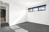 https://images.listonce.com.au/custom/160x/listings/11a-belle-crescent-mordialloc-vic-3195/828/01841828_img_07.jpg?LzfbPVBfb4M