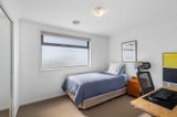 https://images.listonce.com.au/custom/160x/listings/11a-twyford-street-box-hill-north-vic-3129/736/01680736_img_09.jpg?_xH5T3uIdWk