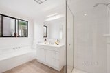 https://images.listonce.com.au/custom/160x/listings/11a-urquhart-street-castlemaine-vic-3450/028/01897028_img_12.jpg?Bu8va0SRVsE