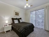 https://images.listonce.com.au/custom/160x/listings/11b-bardia-street-ringwood-vic-3134/012/00621012_img_06.jpg?7QE9uKR8CgU