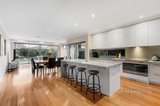 https://images.listonce.com.au/custom/160x/listings/11b-hemingford-road-bentleigh-east-vic-3165/287/01413287_img_02.jpg?syjZ-JMTi6M