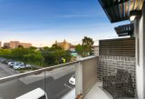 https://images.listonce.com.au/custom/160x/listings/11b-lara-street-south-yarra-vic-3141/851/01752851_img_08.jpg?-4TtthWgPiA