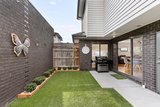 https://images.listonce.com.au/custom/160x/listings/12-4-devon-road-pascoe-vale-vic-3044/684/01927684_img_09.jpg?REyePL9bfSk