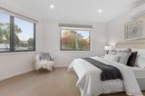 https://images.listonce.com.au/custom/160x/listings/12-4-doynton-parade-mount-waverley-vic-3149/509/01702509_img_07.jpg?GGMPxKlNtiY