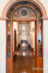 https://images.listonce.com.au/custom/160x/listings/12-aberfeldie-street-aberfeldie-vic-3040/398/01908398_img_06.jpg?DRNV-22BEzw