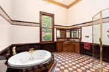 https://images.listonce.com.au/custom/160x/listings/12-aberfeldie-street-aberfeldie-vic-3040/398/01908398_img_14.jpg?fmeJJi7_-oY