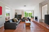 https://images.listonce.com.au/custom/160x/listings/12-airedale-avenue-hawthorn-east-vic-3123/535/01017535_img_03.jpg?4OIy-V36xRM